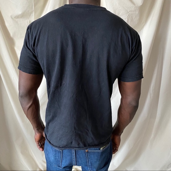 Men’s Glow-in-the-Dark Wolf Tee - Picture 3 of 5